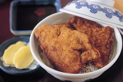 福井県で有名なヨーロッパ軒とは？カツ丼は「ソースカツ丼」？
